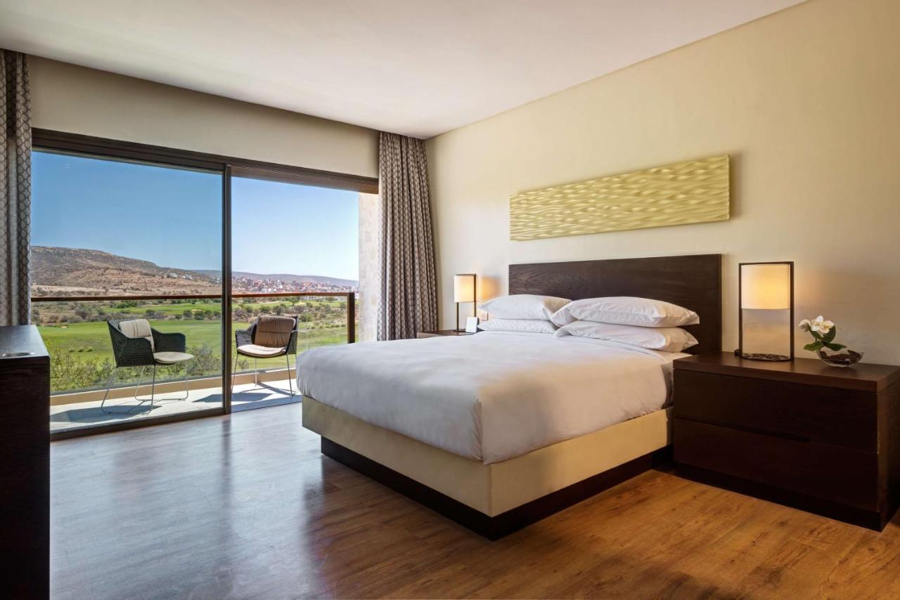 Hyatt Place Taghazout Bay Eksteriør bilde A bedroom at the Hilton Scottsdale Resort and Villas