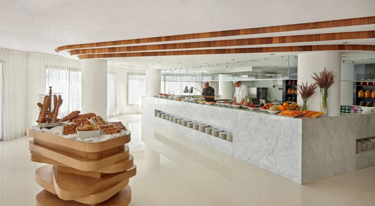 Hyatt Place Taghazout Bay Eksteriør bilde The buffet at the hotel