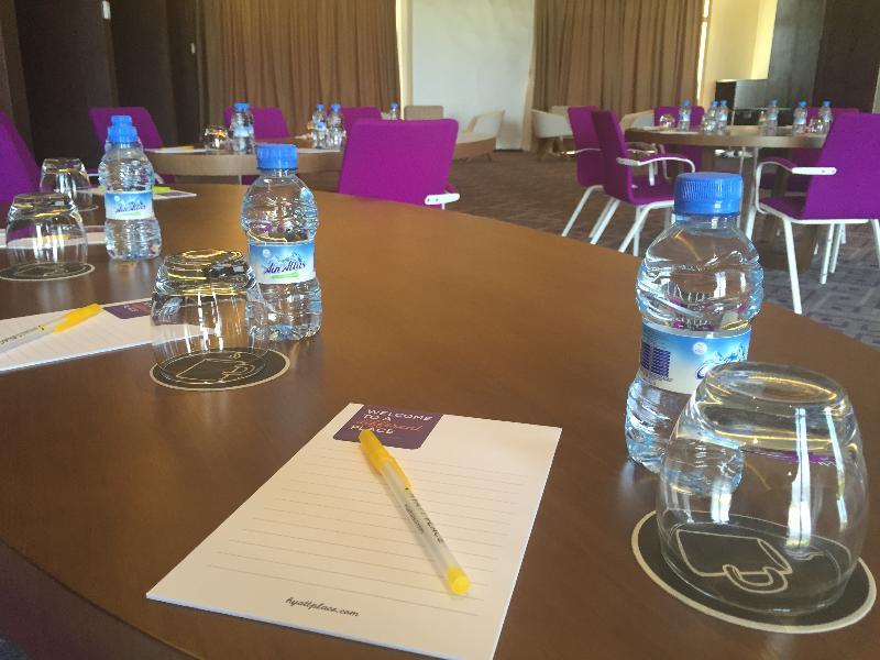 Hyatt Place Taghazout Bay Eksteriør bilde Meeting room at the hotel